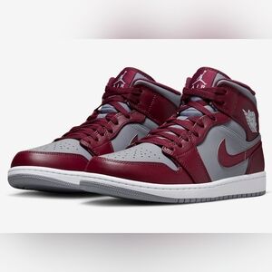 NIKE Air Jordan 1 Mid Cherrywood Red